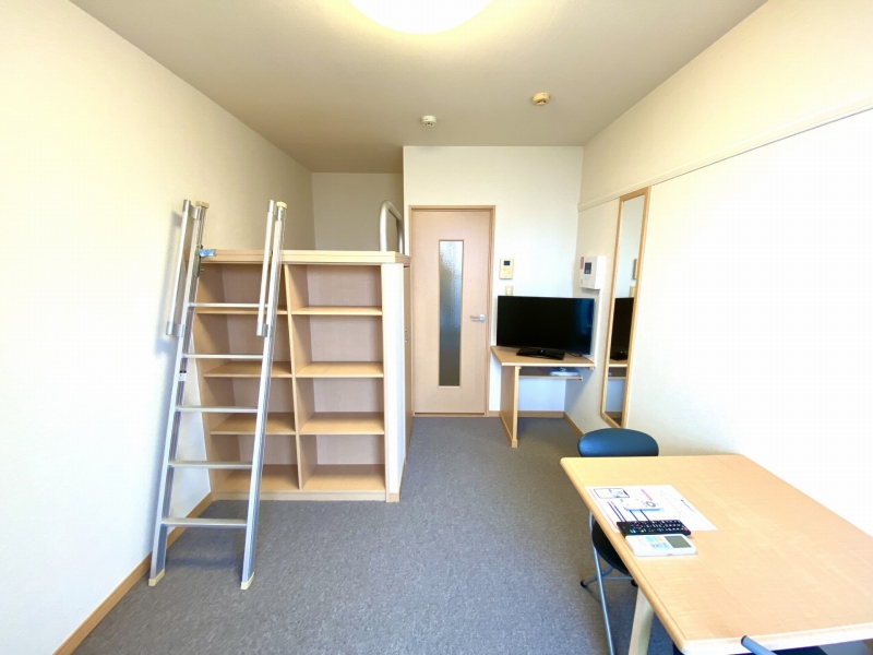 レオパレスＳＴＥＰ リビング