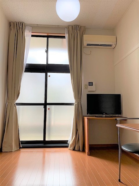 レオパレス甲子園ＣＩＴＹ リビング