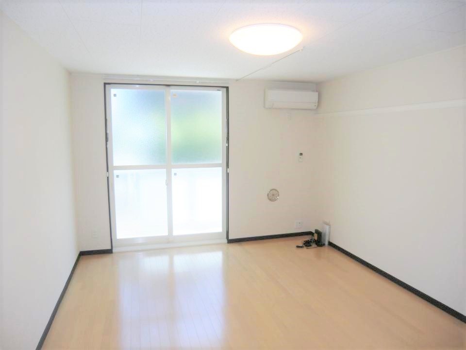 レオネクストＳＵＣＲＥ 玄関