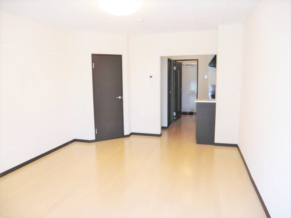 レオネクストＳＵＣＲＥ リビング