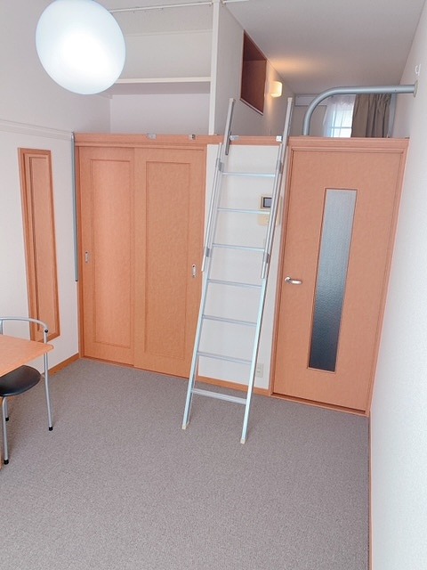 レオパレスＴＲＹ ベッドルーム