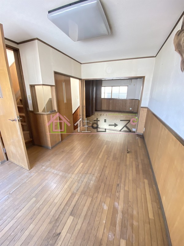 鴫野西1-16-18中古戸建 リビング