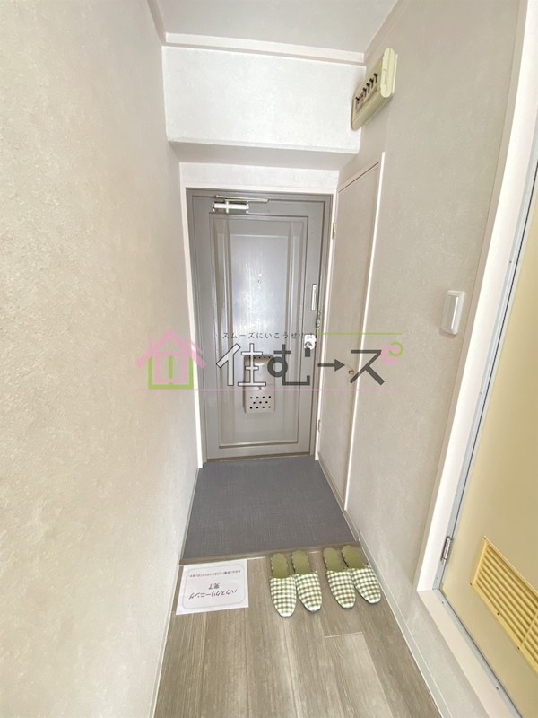 アヴェール京橋 玄関