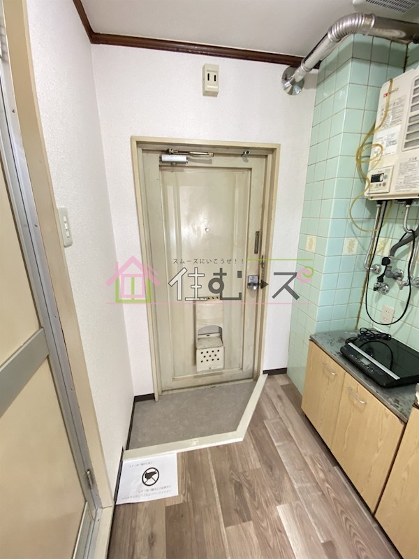 セヴィア城東 玄関