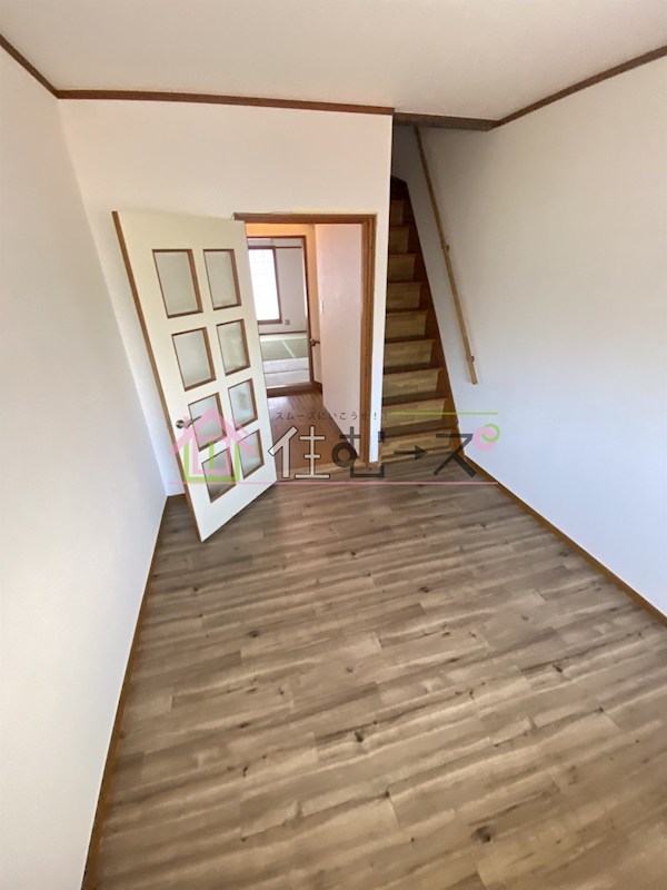 今福南貸家（南側） リビング