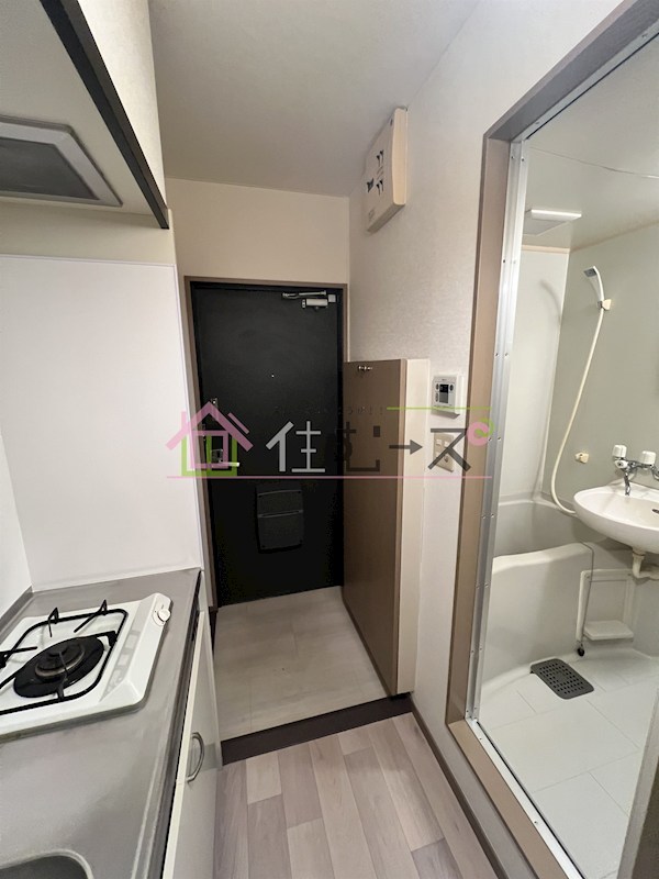 ハイツ三幸 玄関