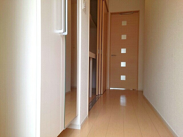 ポルトボヌールⅠ 玄関