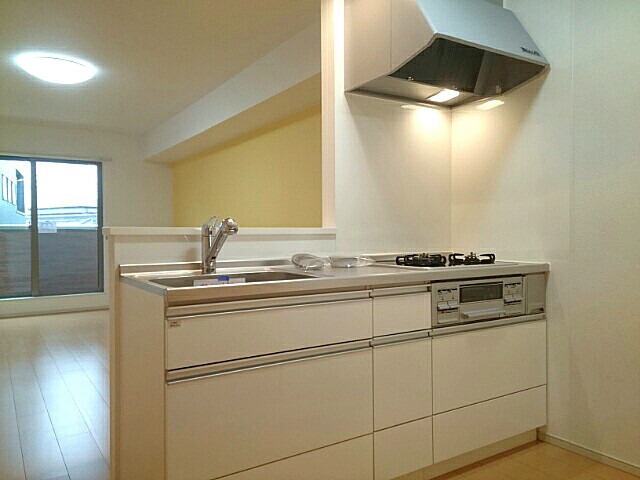 ジェルメ・コリーヌⅢ キッチン