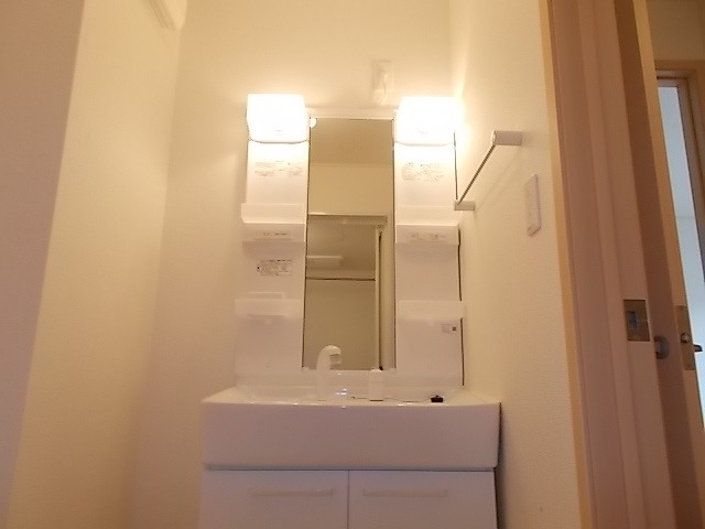 ディオーネ・ジエータ・ウエスト その他1