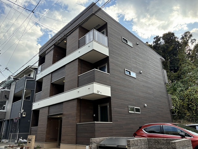 プラシード 外観