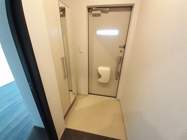 スペリオール門真南 玄関