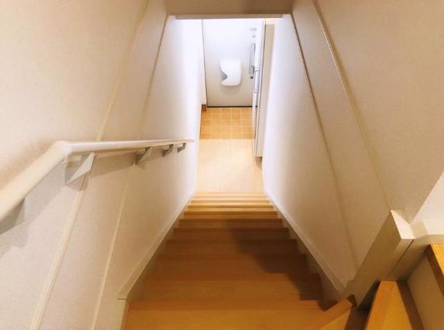 エレガント　ハーモニー　Ⅳ番館 玄関