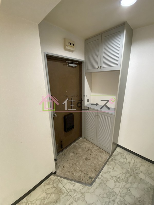 オズレジデンス玉出 玄関