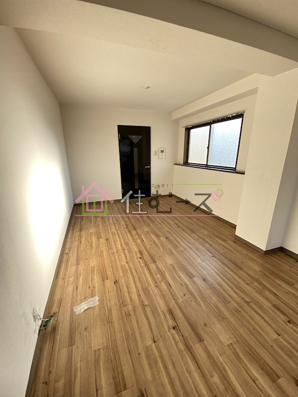 オズレジデンス玉出 リビング