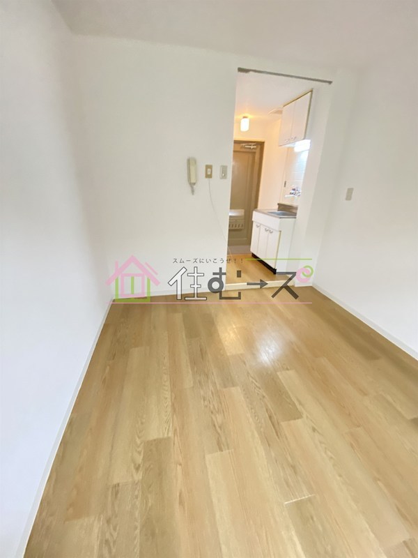 ルネッサ塚本 リビング