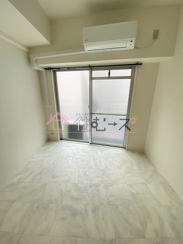 R-CUBE新大阪 ベッドルーム