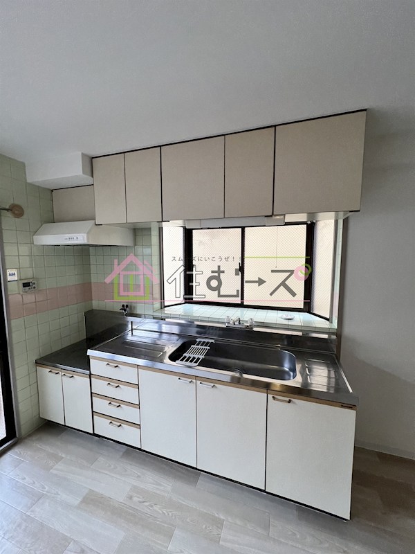 中市マンション キッチン