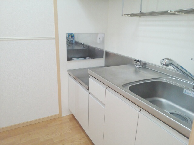 メゾンラフィネ キッチン