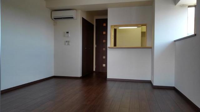 サンハイム平野宮町 リビング