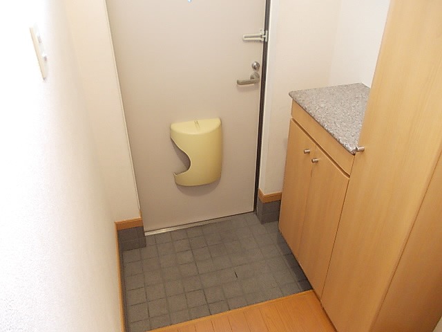 ドゥー　ジャン 玄関