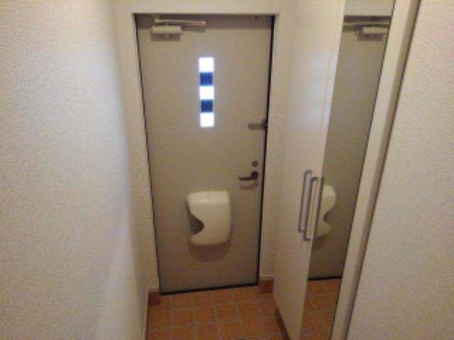 プリムヴェール 玄関