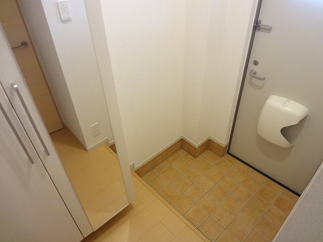 フルール　ラズリン 玄関