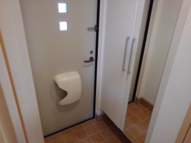 ブリーゼ・Ｍ 玄関