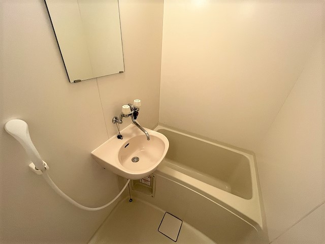 レオパレスＡｎｇｅｌ日根野 風呂画像