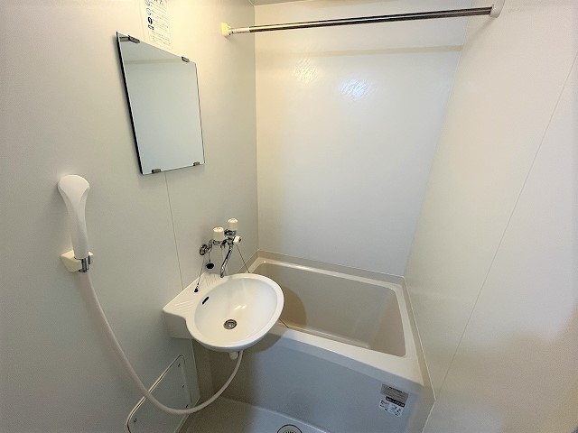 レオパレスセントラルたかはし 風呂画像