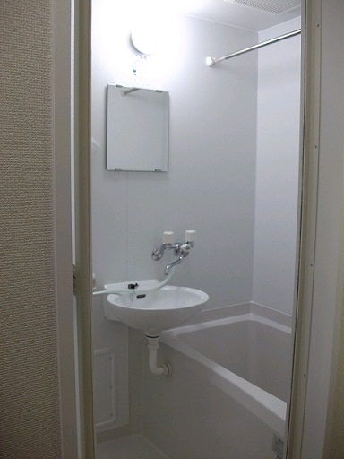 レオパレスプラスパ寿 風呂画像