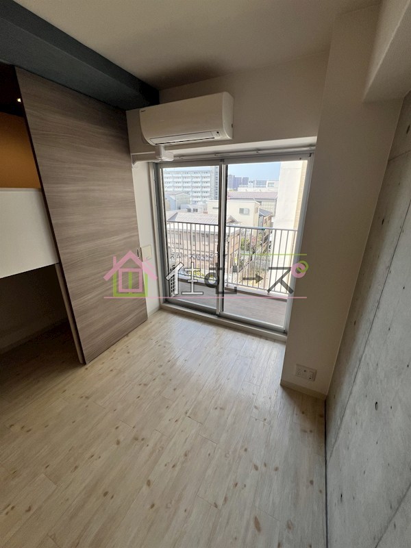 コーラルポワント難波west ベッドルーム