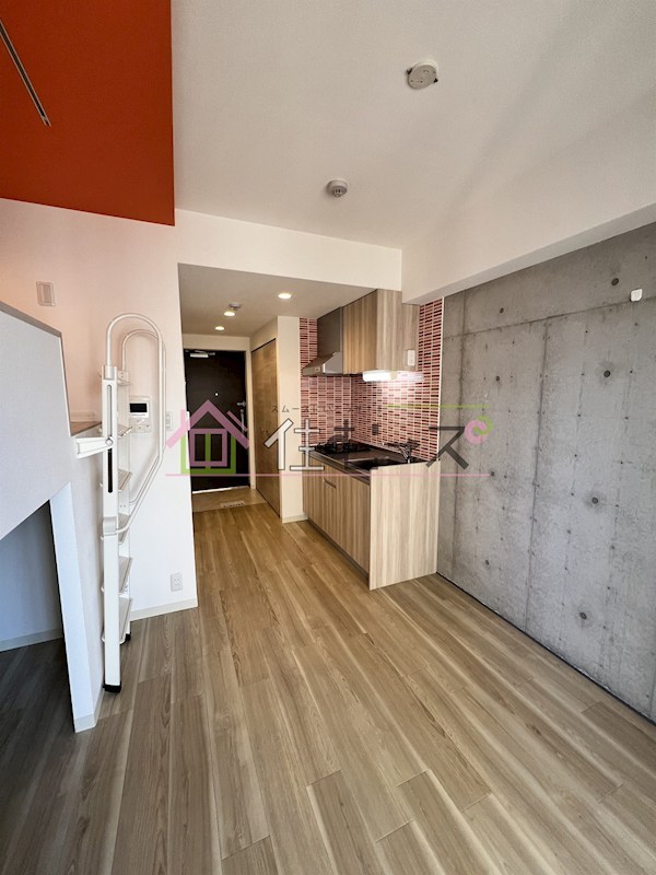 コーラルポワント難波west リビング