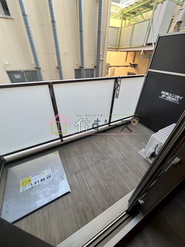 ファステート難波デラックス ベランダ