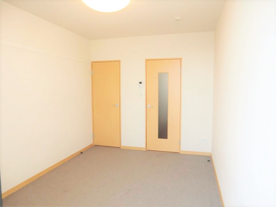 レオパレスアーク リビング