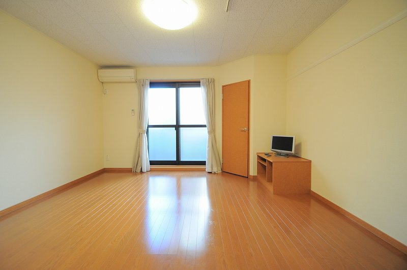 レオパレス照ヶ丘 その他8