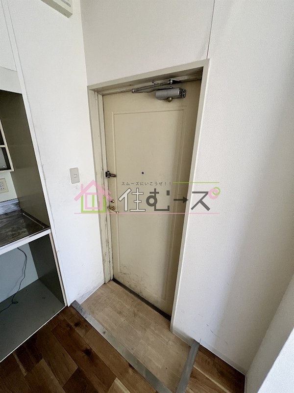 ホワイトハウス公園前 玄関