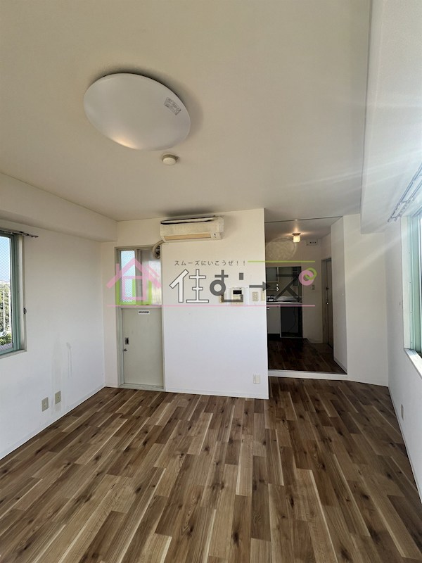 ホワイトハウス公園前 リビング