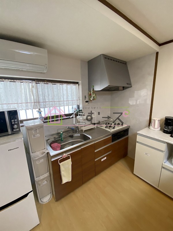 大阪市西成区鶴見橋一丁目9番8号所在戸建 キッチン