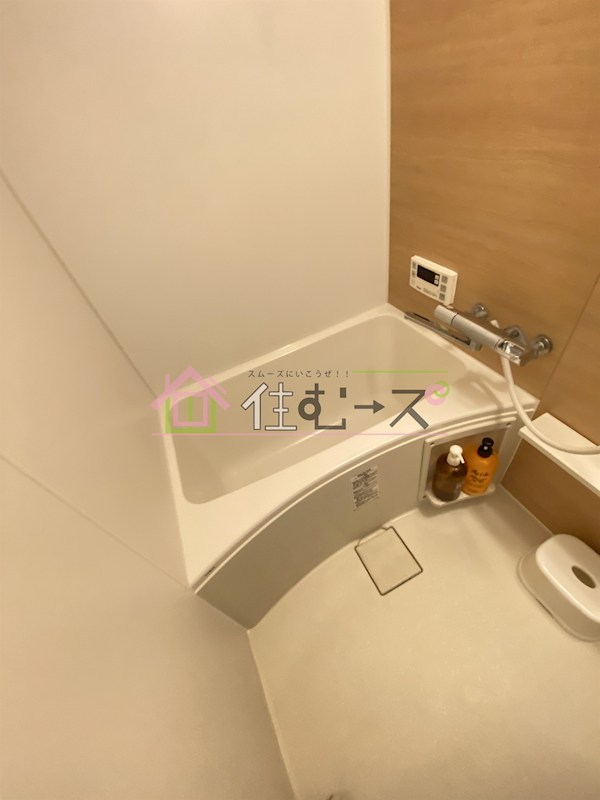 大阪市西成区鶴見橋一丁目9番8号所在戸建 風呂画像