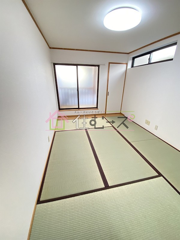 三由貸家 ベッドルーム