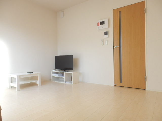 クレイノＯａｋｃｏｕｒｔ長橋Ⅱ リビング