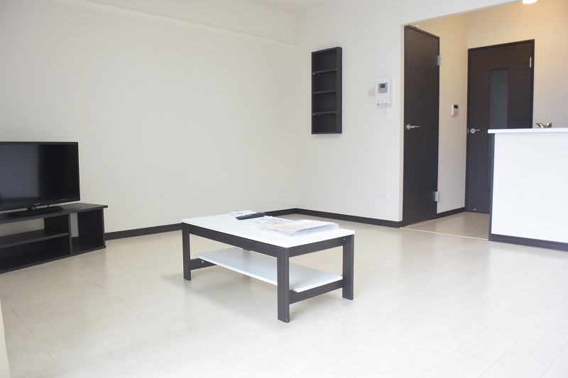 レオネクスト南花屋敷Ⅱ リビング