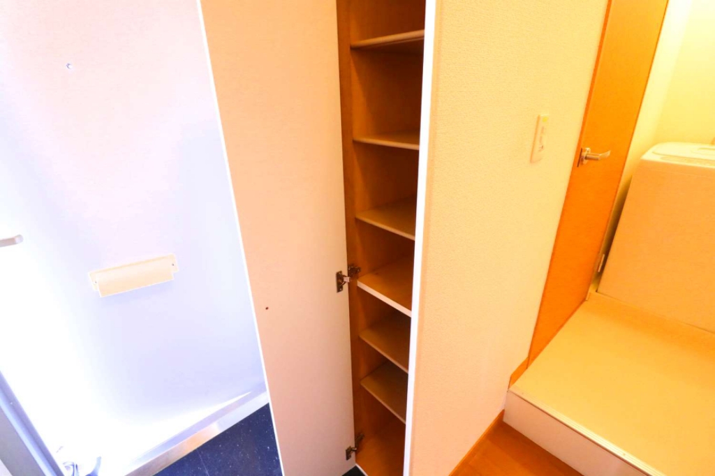 レオパレスラフレシール その他6