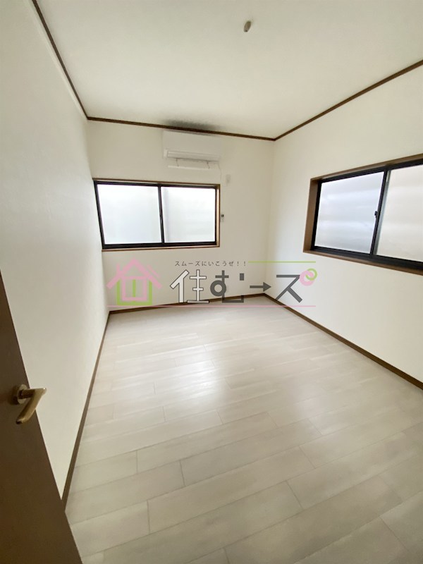 駐車スペース付き　戸建て賃貸　一棟貸し ベッドルーム