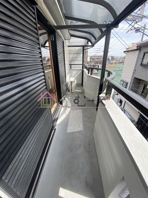 駐車スペース付き　戸建て賃貸　一棟貸し ベランダ