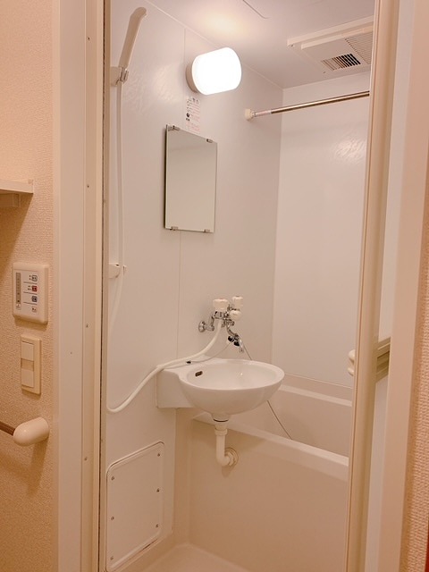 レオパレスシェ　モアⅡ 風呂画像