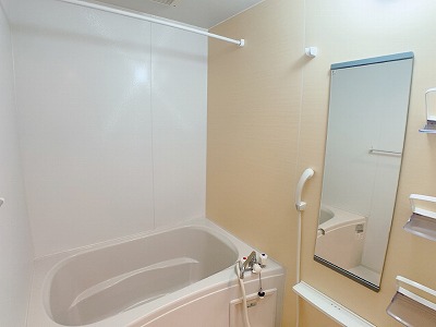 レオパレス清荒神ＬＡ１ 風呂画像