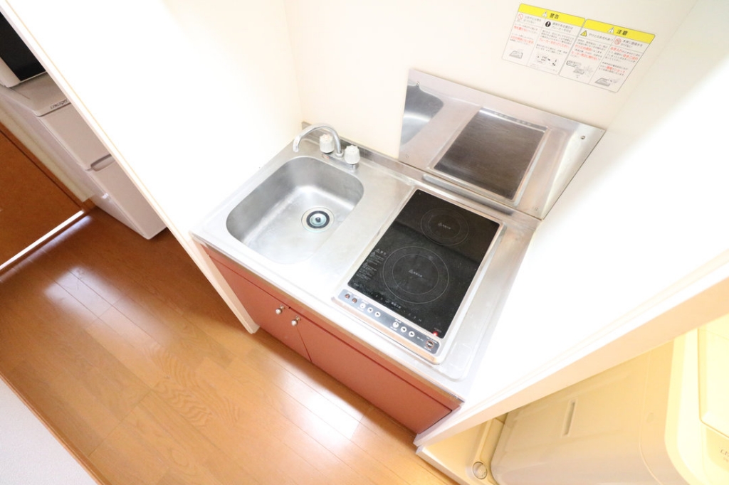 レオパレス隼 キッチン