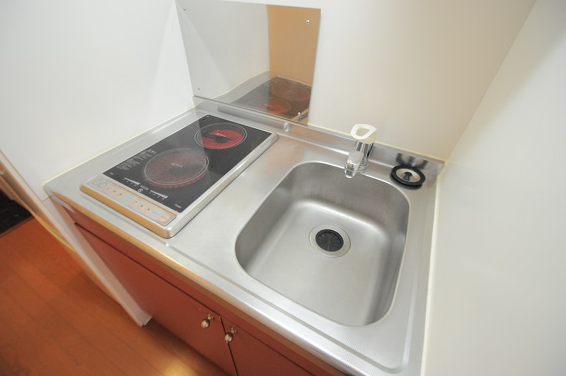 レオパレスローズ キッチン