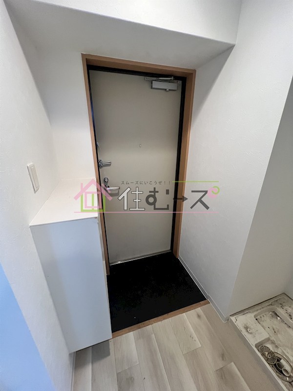 グランパシフィック花園北 玄関